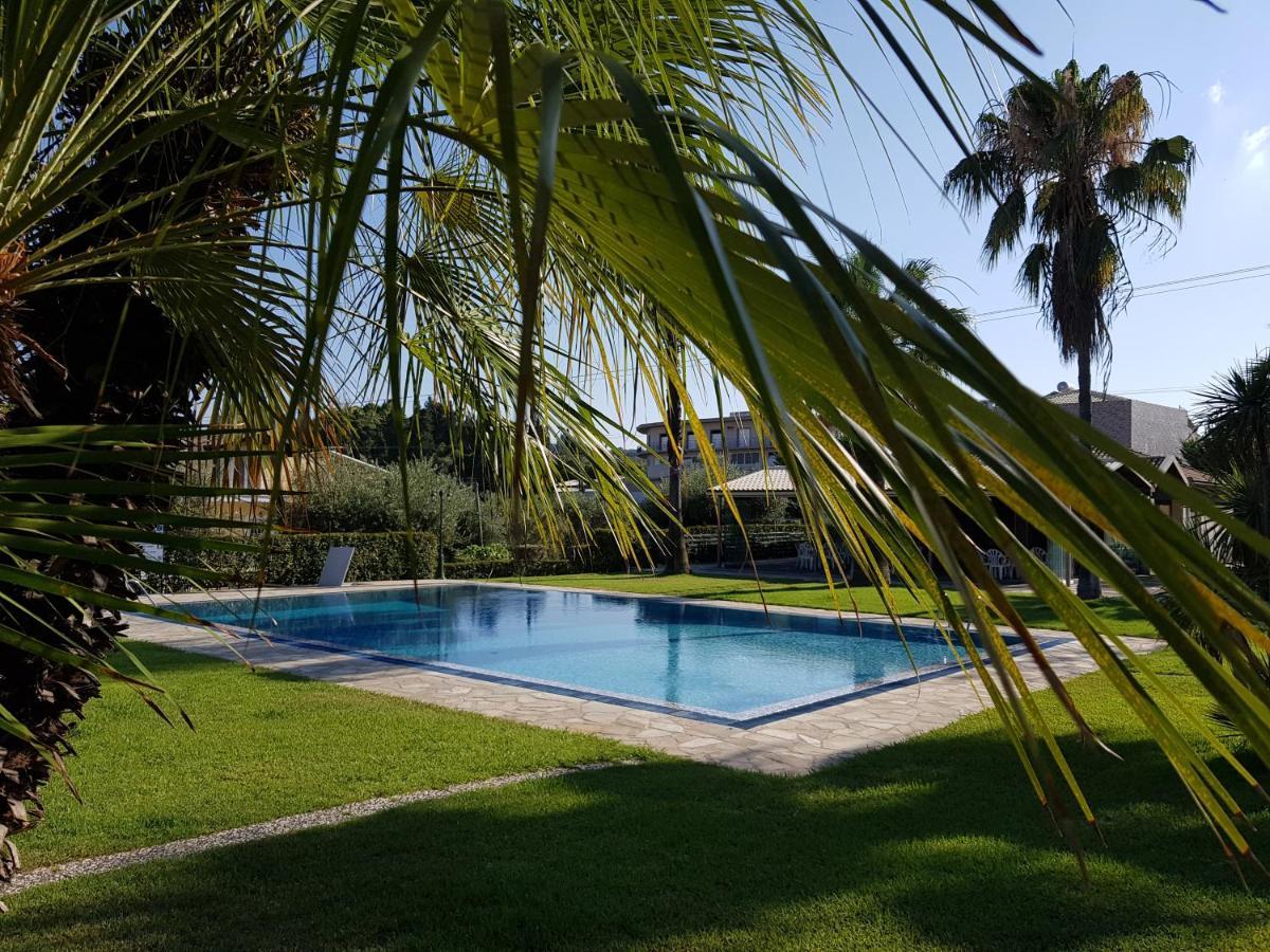 Asteraki Aparthotel Gouvia Exterior foto