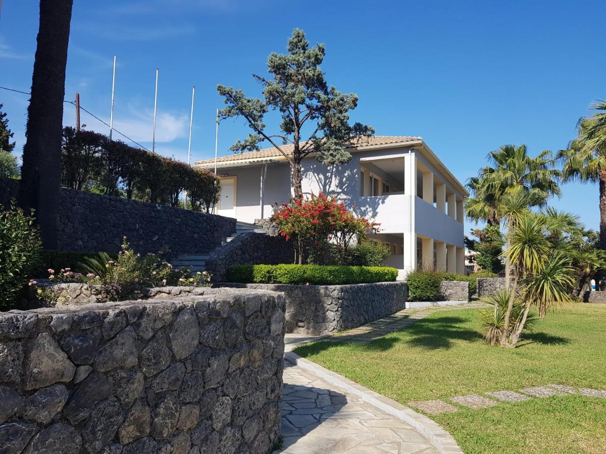 Asteraki Aparthotel Gouvia Exterior foto